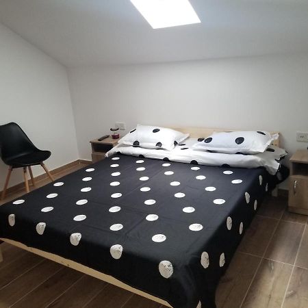 Autentic Adorabil Apartment Albestii Paminteni Екстериор снимка