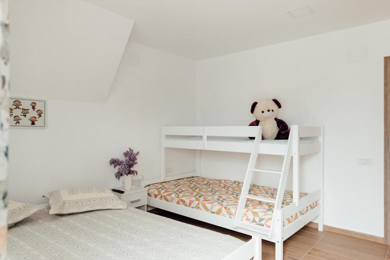 Autentic Adorabil Apartment Albestii Paminteni Екстериор снимка